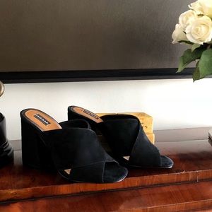 JAGGER Black Suede Slides
